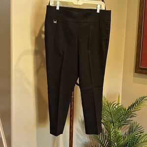 Black Pull On Black Cropped Pants NWOT